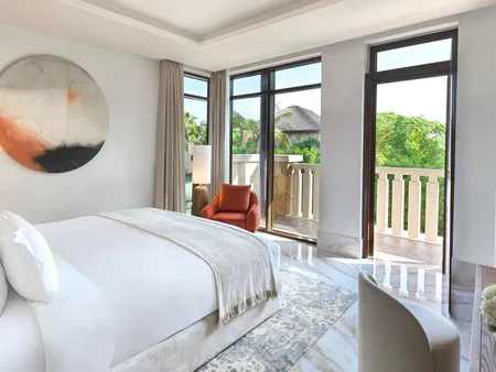 Luxury 4BR Villa, with Private Pool, Beach and Garden