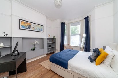 Free Cleaning Stunning 2BR King Bed Portobello M.