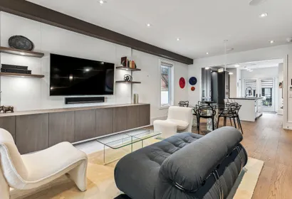 New st Apartment