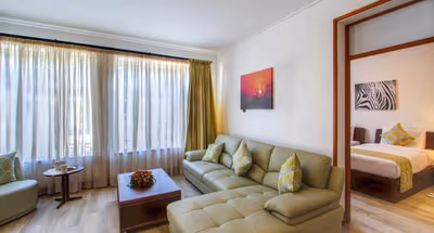 100 Riverside Dr Serviced Apartment