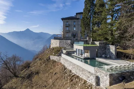 LUXURIOUS ARCHITECTURE TO RETREAT FROM THE WORLD’S BUSTLE