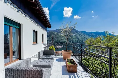 MODERN COMFORT AND SPLENDID PANORAMA – AUTHENTIC LUXURY
