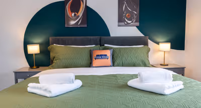 Bedroom 01.1 - Superking or Two-Single Bed