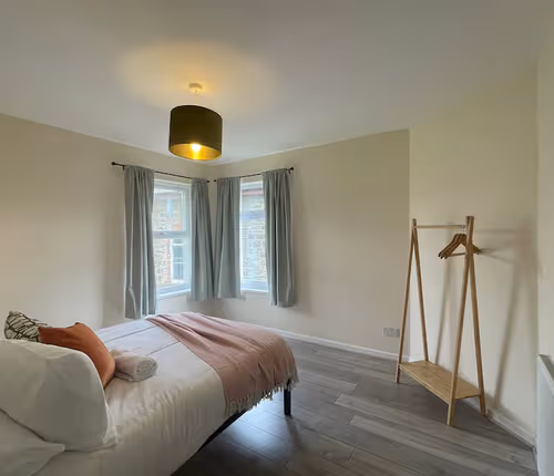 Carnglas Charm Retreat