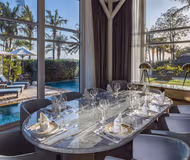 Upscale 4BR Villa, with Private Pool, Beach and Garden