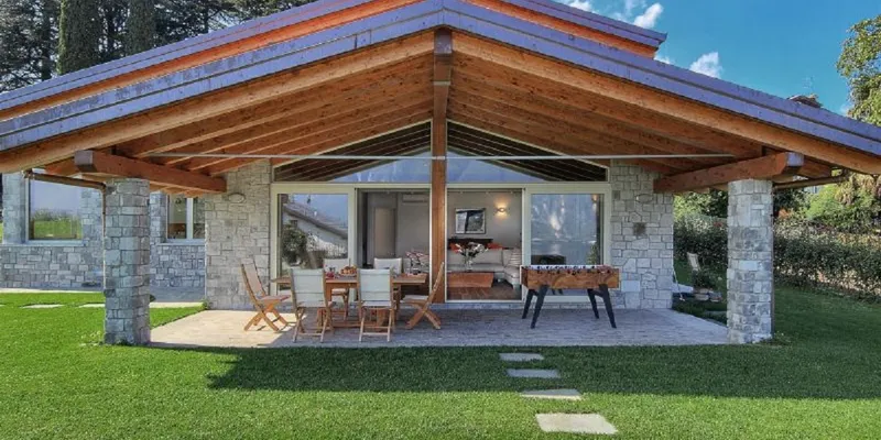 A Large Luxury Family- Friendly Villa Offering Beautiful Views Over Lake Como