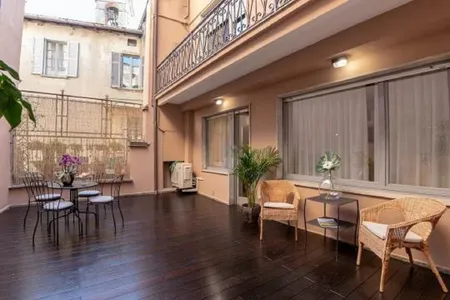3 Bedroom Villa with Jacuzzi Near lake como
