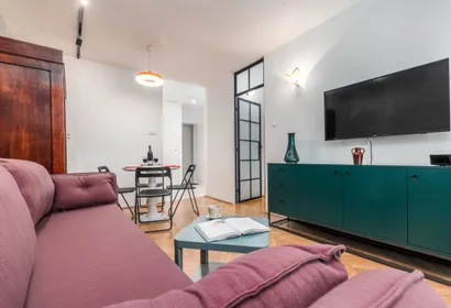Plac Dąbrowskiego Service Apartment
