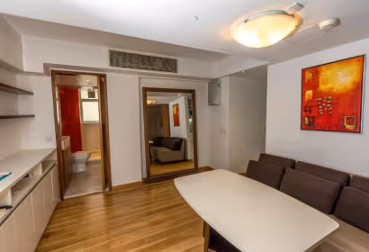 Wing Sign Ln Serviced Apartment