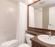 West Hastings Street Serviced Apartment