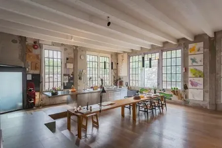 Como Loft Vista: Urban Sophistication meets Lakeside Tranquility