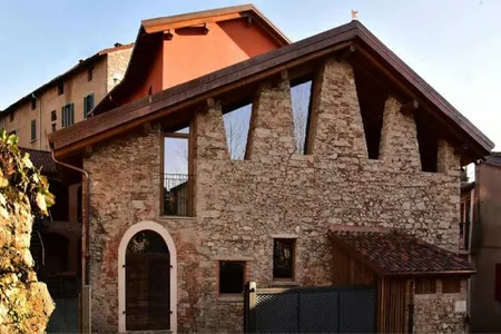 Cunardo Villa