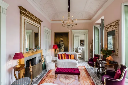 Historical 18th cent Mansion-When luxury &tradition merge harmoniously together
