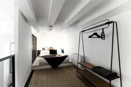Monochrome Luxury in the Heart of Como