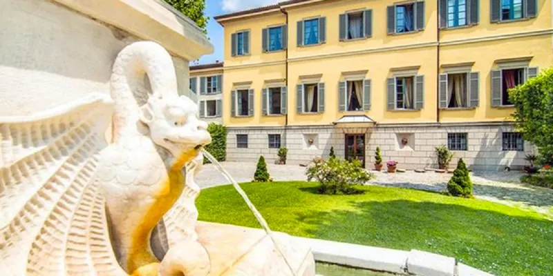 LAKE COMO HISTORIC LUXURY VILLA- OF PURE SPLEDOUR