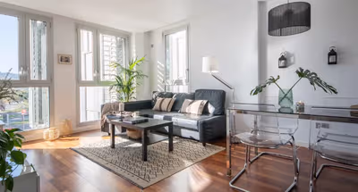 Harbour Service Apartment