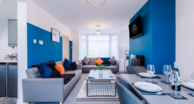 10 Browning Ave, Droylsden