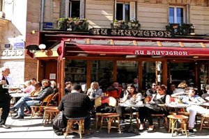 100m² St Germain 2-Bedroom Delight - Rue Serves
