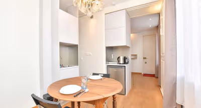 Perle rare Serviced Apartment