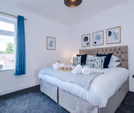 NEW! Spacious Home, Ideal for Groups, FREE Parking