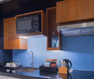 Leviste Street Serviced Apartment