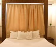 Baner street Serviced Apartment