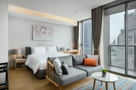 Studio apartment at Sukhumvit Road Suites