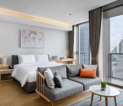 Studio apartment at Sukhumvit Road Suites