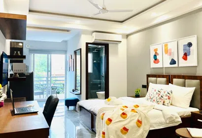 Moulsari Avenue Serviced Apartment