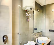 Moulsari Avenue Serviced Apartment