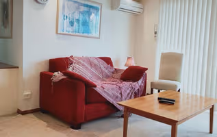 Leichardt Street Service Apartment