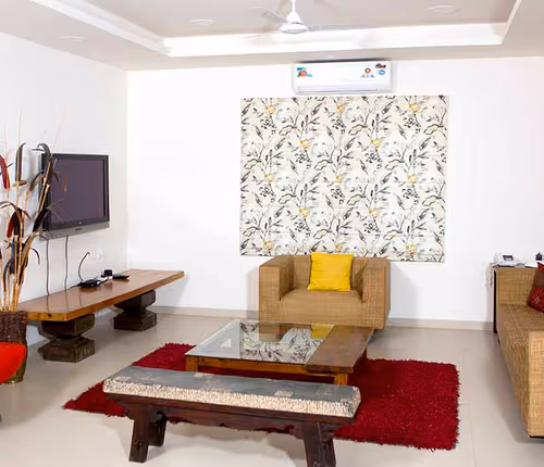 Prashasan Nagar Serviced Apartment