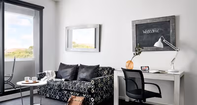 Dandenong Road Serviced Apartments - III