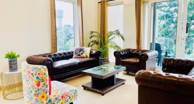 Jacaranda Marg Apartments