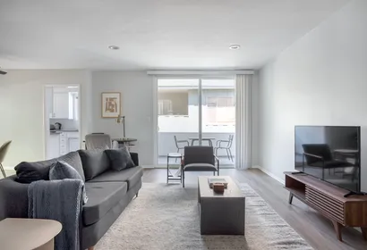 Beverly Apartment