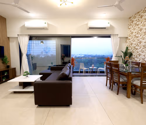 Sector 5 Road Serviced Apartment