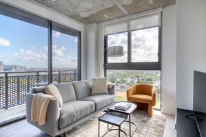 Northeast 17th Terrace Apartment