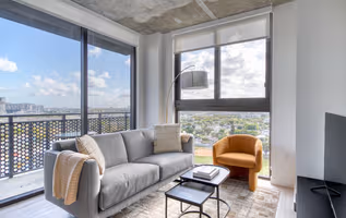 Northeast 17th Terrace Apartment