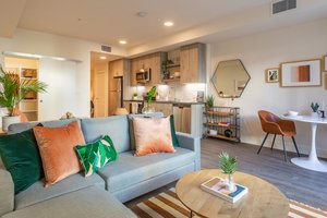 Julian Street Serviced Apartment