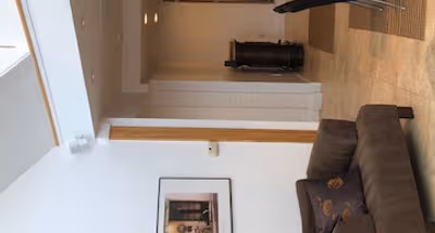 1621 N Colonial Terrace Unit 1