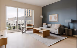 West MacArthur Blvd apartments