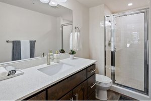 East Street Temple Service Apartment