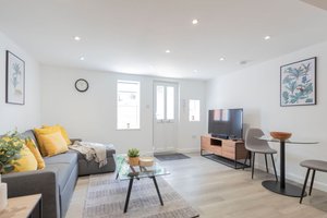 The White House Flat