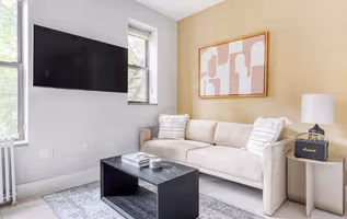 Stanton St Apartment