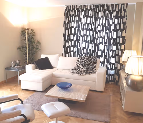 Castillo Serviced Apartment