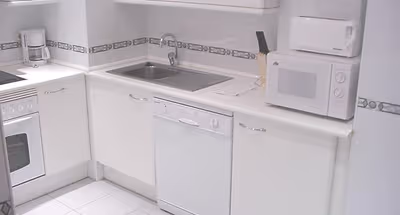 Castillo Serviced Apartment