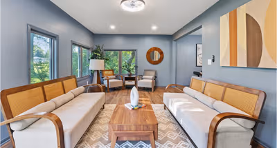 Spacious 3BR Getaway in Lemont - Unit 101A