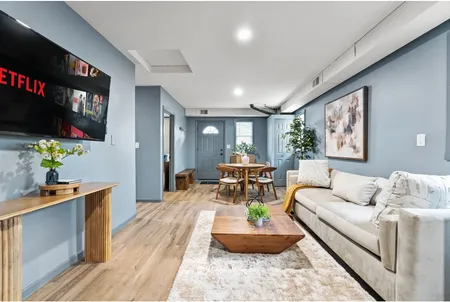 Cozy Lemont Hideaway: 2BR Bliss - Unit 101B