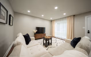Streamwood: Kings Bed & Comfort