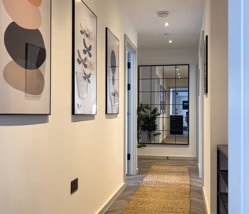 Luxe Penthouse Retreat - 92-94 WINDMILL ROAD